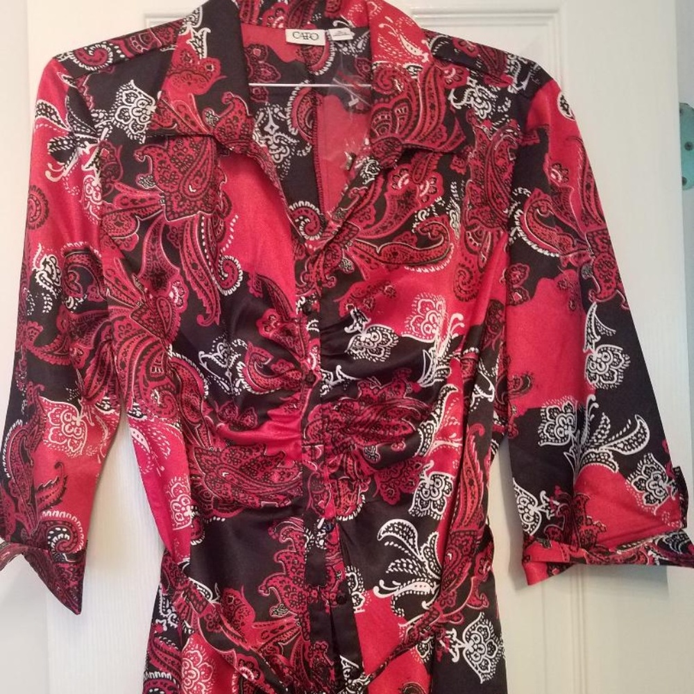 NWOT**3/4 Sleeve Belted Blouse